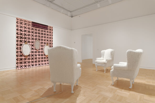 <p><em></em><em>2020 - 2021 University of Washington MFA + MDes Thesis Exhibition</em>&nbsp;[Installation view]. Photo: Stephanie Fink.</p>
